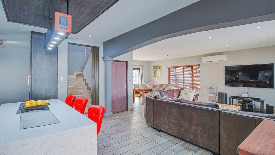 3 Bedroom Property for Sale in Cashan North West